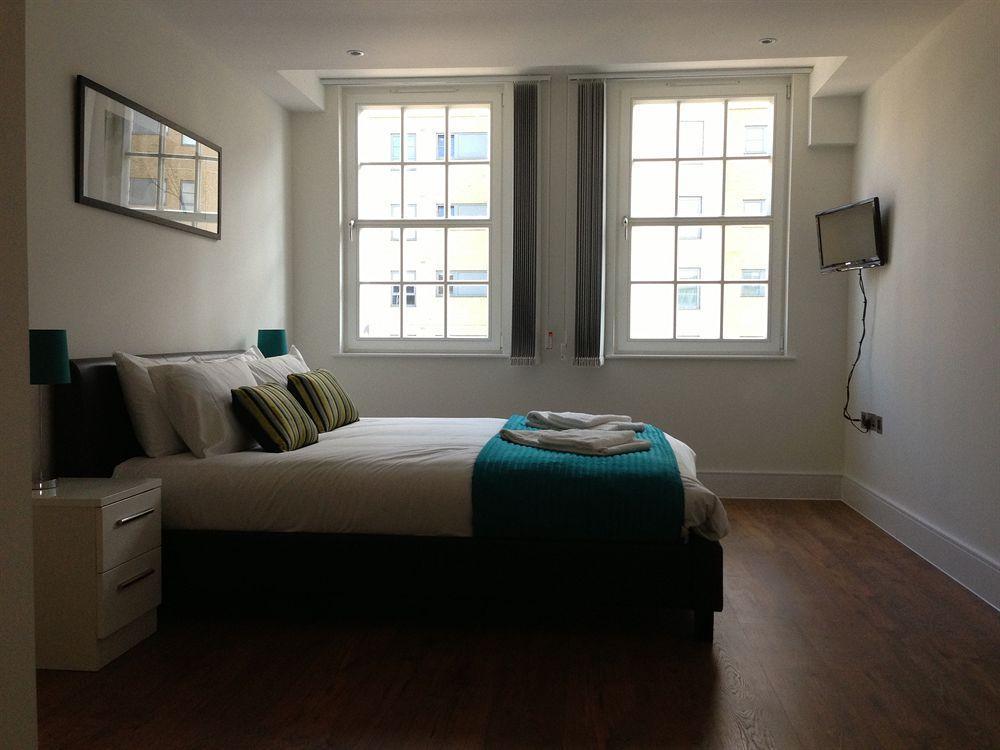Max Serviced Apartments Commercial Road London Exteriör bild